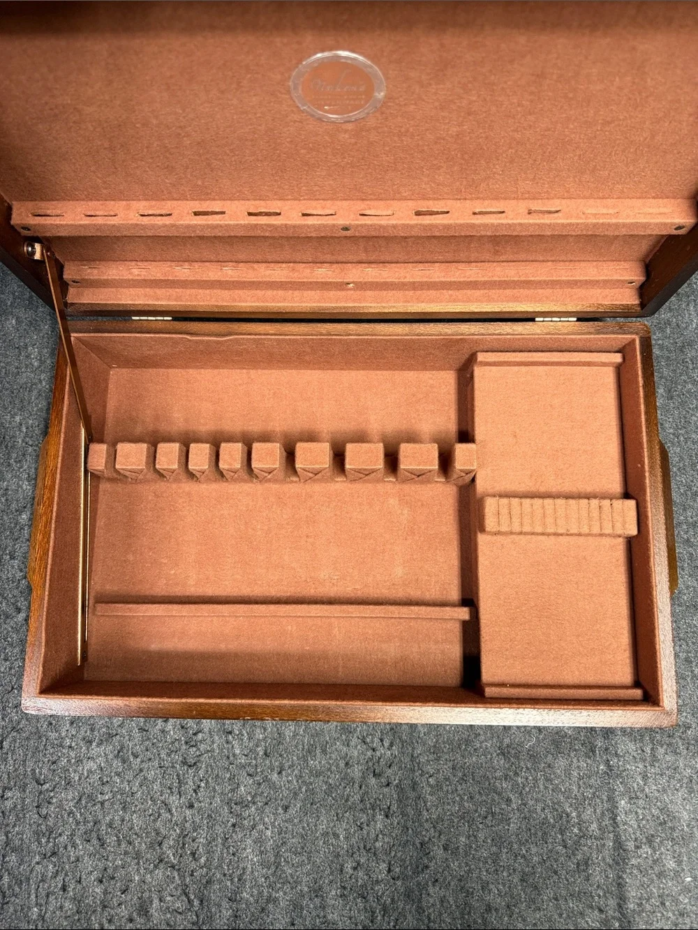 Naken's Tarnish Proof Silverware Chest - Copper Brown Exterior